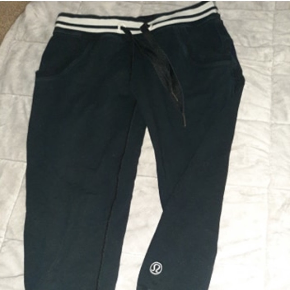 Lululemon capris